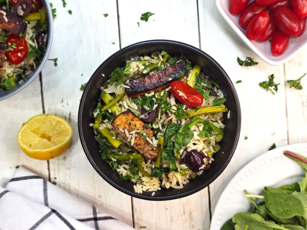 Mediterranean Roasted Veggie Rice Bowl