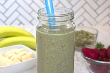 Strawberrry Green Morning Smoothie